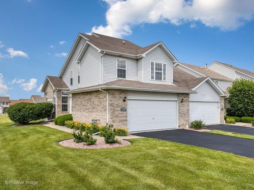 5324 Crosswind Dr, Richton Park, IL, 60471-1297 | Card Image