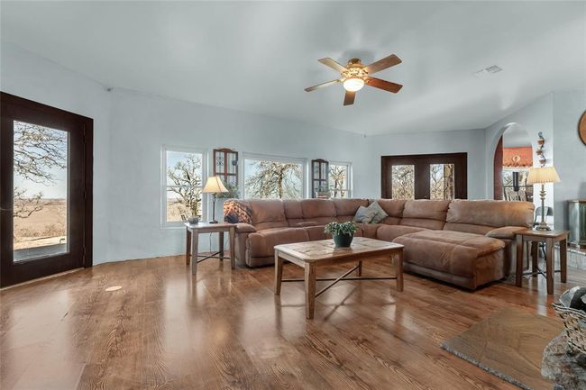 1640 Long Mountain Rd, Home with 4 bedrooms, 4 bathrooms and null parking in Gause TX | Image 9
