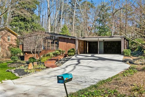 1121 Vistavia Cir, Decatur, GA, 30033-3435 | Card Image