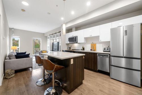 404-767 Tyee Rd, Victoria, BC, V9A0G5 | Card Image