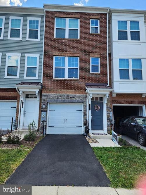 2570 Debert Cir, HANOVER, MD, 21076-2310 | Card Image