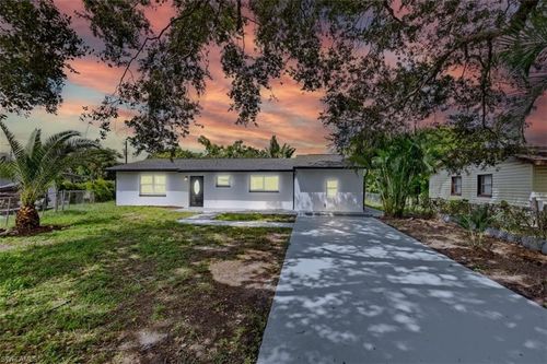 apt-2570 Charleston Park Dr, ALVA, FL, 33920-4115 | Card Image