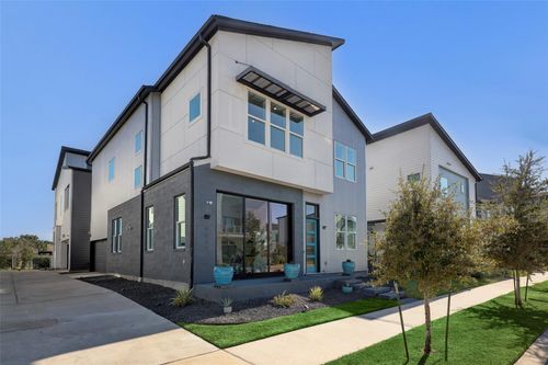 9809 Mockingbird Hill Ln, Houston, TX, 77080-3049 | Card Image