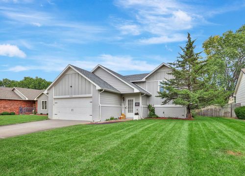 2369 N Sandplum St, Wichita, KS, 67205-1091 | Card Image