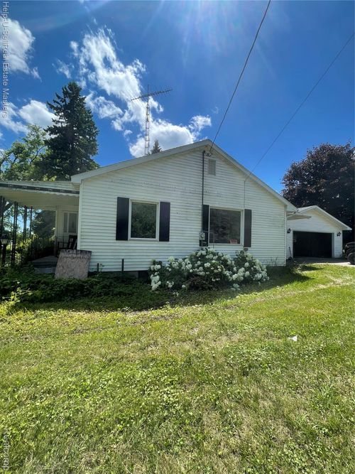 14452 Spruce Rd, Spruce, MI, 48762 | Card Image