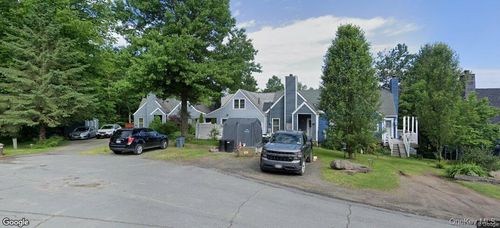23 Fox Run, Woodridge, NY, 12789-5229 | Card Image
