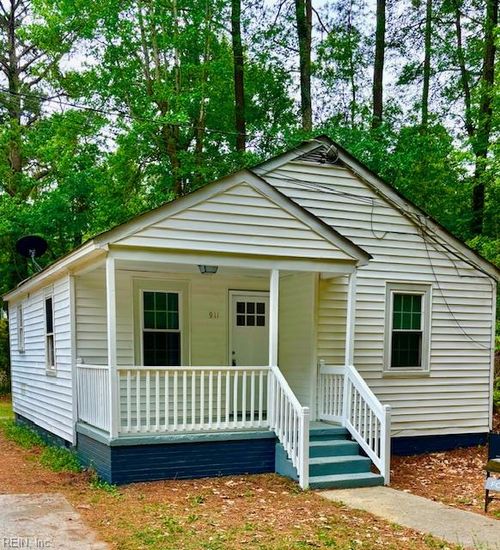 911 Mckinley Ave, Suffolk, VA, 23434-5556 | Card Image
