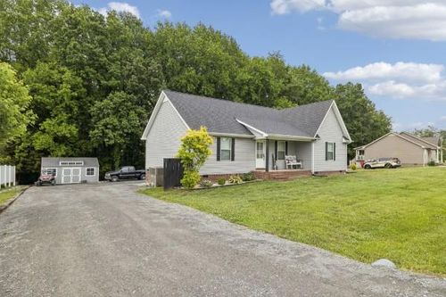 475 Blue Sky Cir, Lafayette, TN, 37083-6059 | Card Image