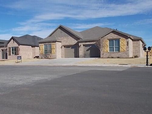 b-2002 102nd St, Lubbock, TX, 79423-5683 | Card Image