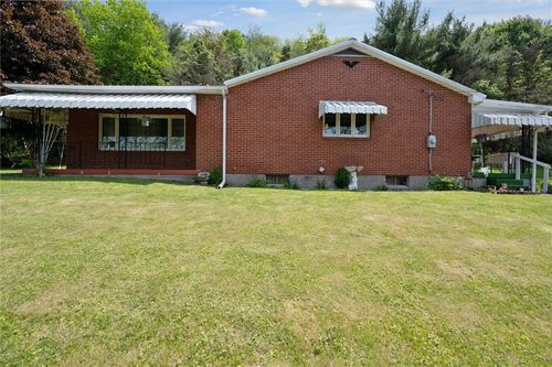 178 Sagamore Rd, Rural Valley, PA, 16249-3720 | Card Image