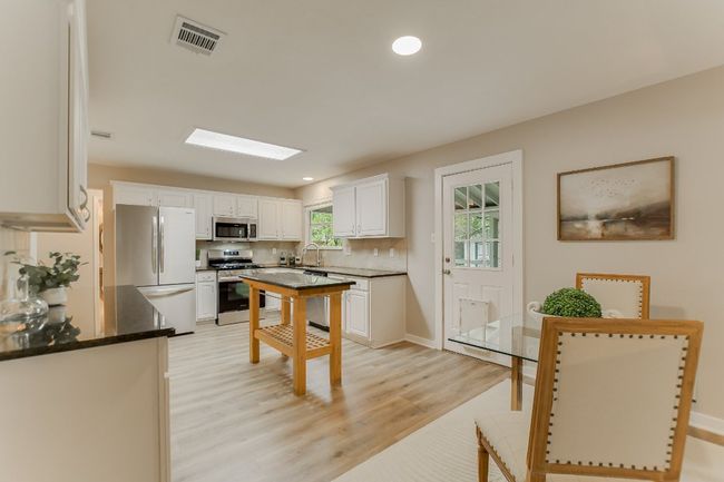 1708 Lion Heart Dr, House other with 4 bedrooms, 3 bathrooms and 4 parking in Cedar Park TX | Image 9