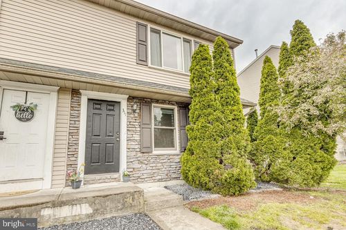 311 Wild Cherry Ln, MARIETTA, PA, 17547-9002 | Card Image