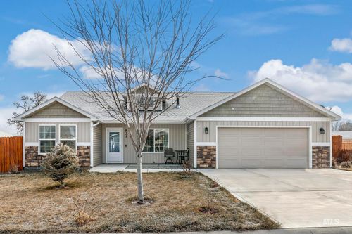 933 Applewood Dr, Buhl, ID, 83316-5074 | Card Image