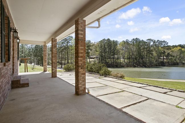 Front Porch | Image 4
