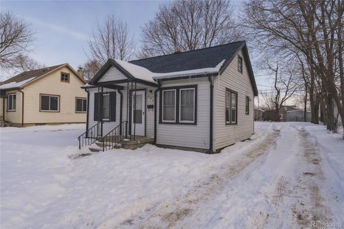 804 Emerson Ave, Pontiac, MI, 48340-3223 | Card Image