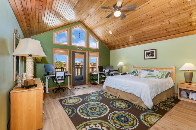 1207 - 2015-7 Czech Court, Condo with 3 bedrooms, 2 bathrooms and null parking in STRONGS PRAIRIE WI | Image 12