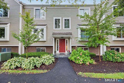 d9-71 Aiken St, Norwalk, CT, 06851-2121 | Card Image