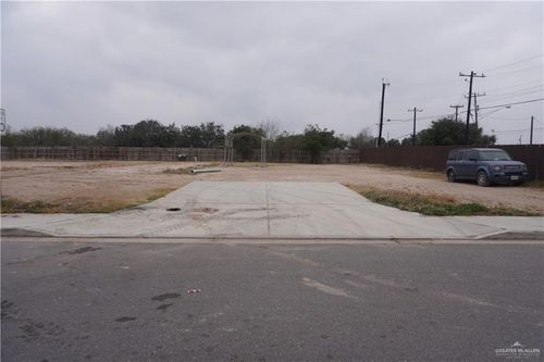 711 Thompson Rd, Mission, TX, 78573-1848 | Card Image