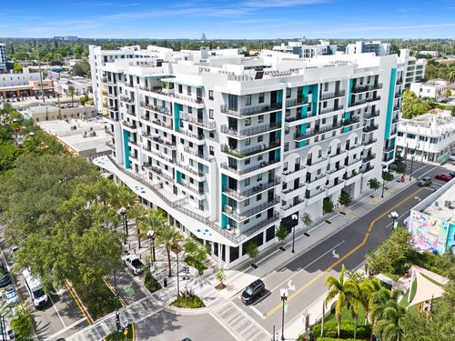 2001 Hollywood Blvd, Hollywood, FL, 33020-4579 | Card Image