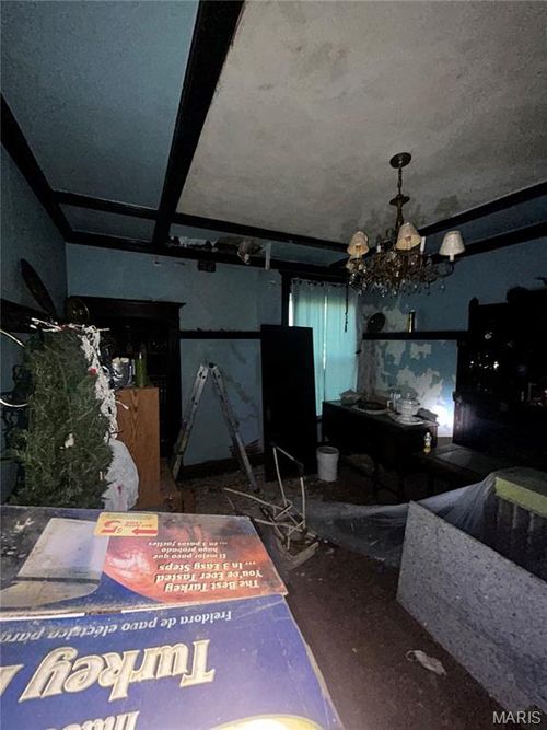 5157 Cabanne Avenue, St Louis, MO, 63113 | Card Image