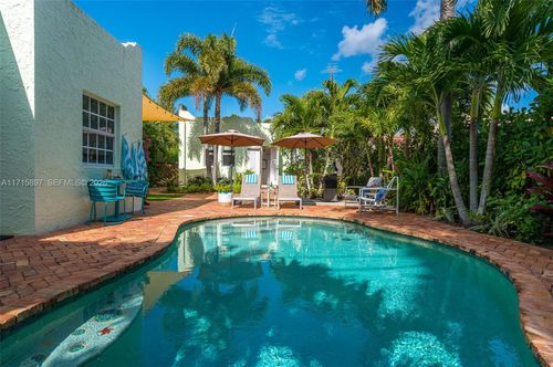 822 Flamingo Dr, West Palm Beach, FL, 33401-7208 | Card Image