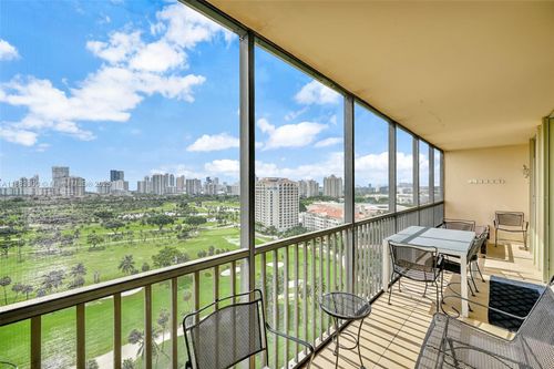 apt-2005-20335 W Country Club Dr, Aventura, FL, 33180-1692 | Card Image