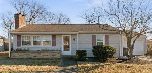 91 Weeden Ave, Rumford, RI, 02916-1734 | Card Image