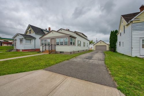 104 3rd Ave S, Biwabik, MN, 55708-3016 | Card Image