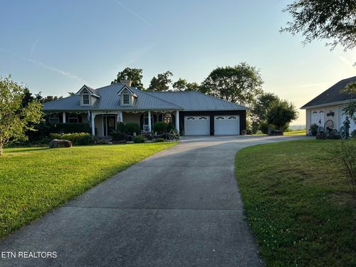 1861 Big Buck Ln, Sevierville, TN, 37876-0179 | Card Image