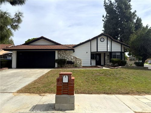 11638 Freedom Trl, Riverside, CA, 92503-5030 | Card Image