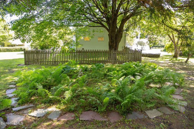 311 N Plain Rd, House other with 4 bedrooms, 4 bathrooms and null parking in Great Barrington MA | Image 54