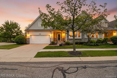 32-2298 Calibouge, Commerce Township, MI, 48382-2090 | Card Image
