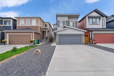 58 Seton Rd Se, House detached with 4 bedrooms, 2 bathrooms and 4 parking in Calgary AB | Image 1