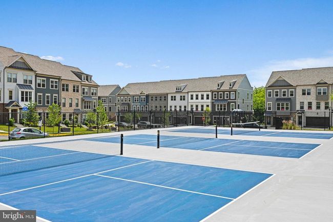 1036 Cantina Ter Se, Townhouse with 4 bedrooms, 4 bathrooms and null parking in LEESBURG VA | Image 47