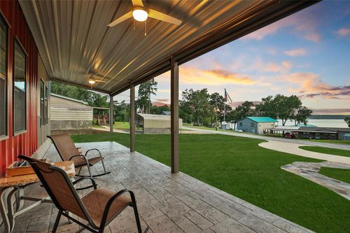 340 Lake Shore Dr, Trinity, TX, 75862-7066 | Card Image