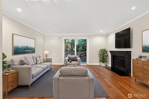 apt-c102-14010 Ne 181st Pl, Woodinville, WA, 98072-3586 | Card Image