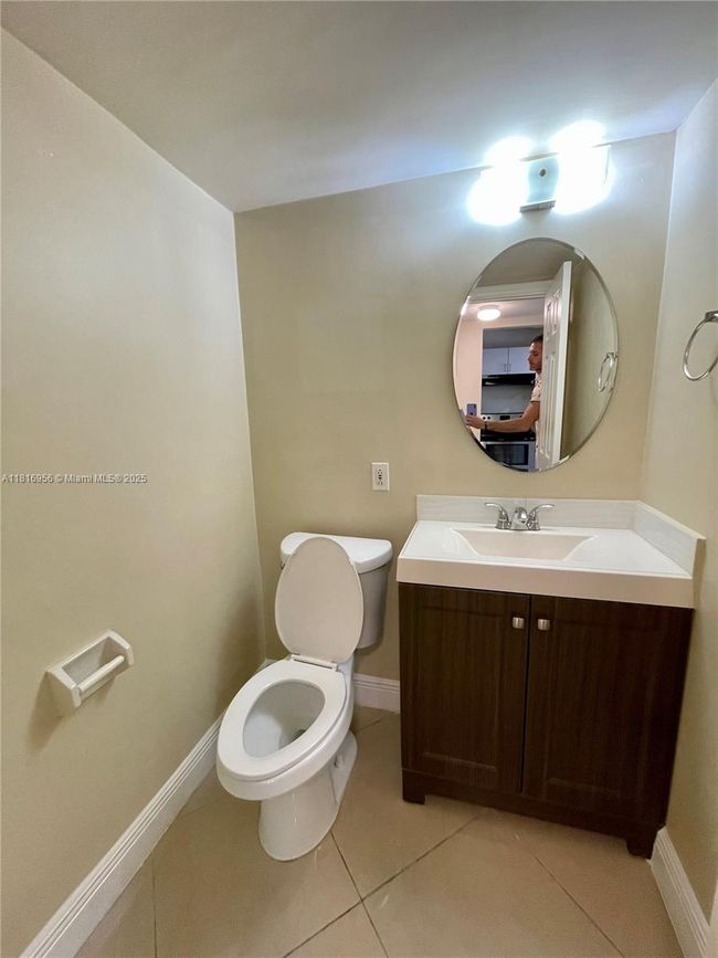 APT-3 - 251 Se 6 Th Ave, Condo with 1 bedrooms, 2 bathrooms and null parking in Pompano Beach FL | Image 16