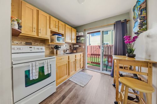 f11-4461 Kamoa Rd, KAPAA, HI, 96746-1536 | Card Image