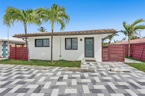 apt-1-4536 Poinciana St, Lauderdale By The Sea, FL, 33308-3523 | Card Image