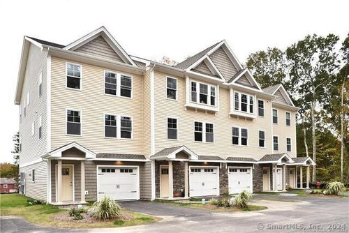 47-47 Village Xing, Niantic, CT, 06357-2362 | Card Image
