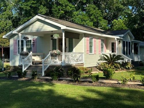 1029 Coffee St, Mandeville, LA, 70448-3613 | Card Image