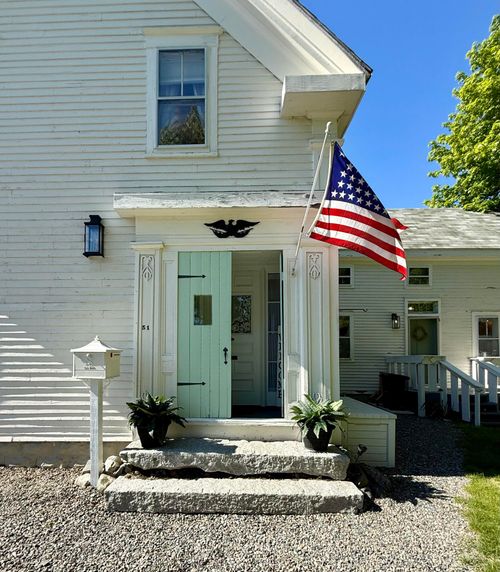 51 High St, Eastport, ME, 04631-1217 | Card Image