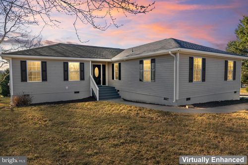 231 Derby Ln, LOUISA, VA, 23093-5451 | Card Image