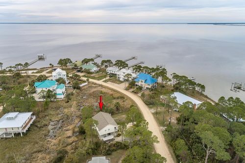 332 E Sawyer St, St. George Island, FL, 32328 | Card Image