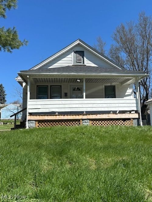 920 Pasadena Ave, Youngstown, OH, 44502-2110 | Card Image