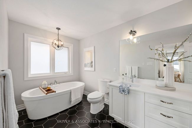 6345 Old Garrison Blvd, House other with 4 bedrooms, 3 bathrooms and 2 parking in London ON | Image 28