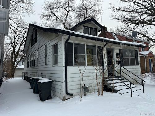 293 Fielding St, Ferndale, MI, 48220-2771 | Card Image