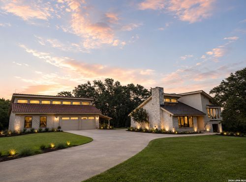7910 Triple Crown, Boerne, TX, 78015-4627 | Card Image