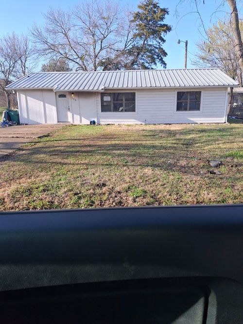 603 E 10th St, Kemp, TX, 75143-3227 | Card Image