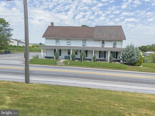 5589 Old Philadelphia Pike, Gap, PA, 17527-9791 | Card Image